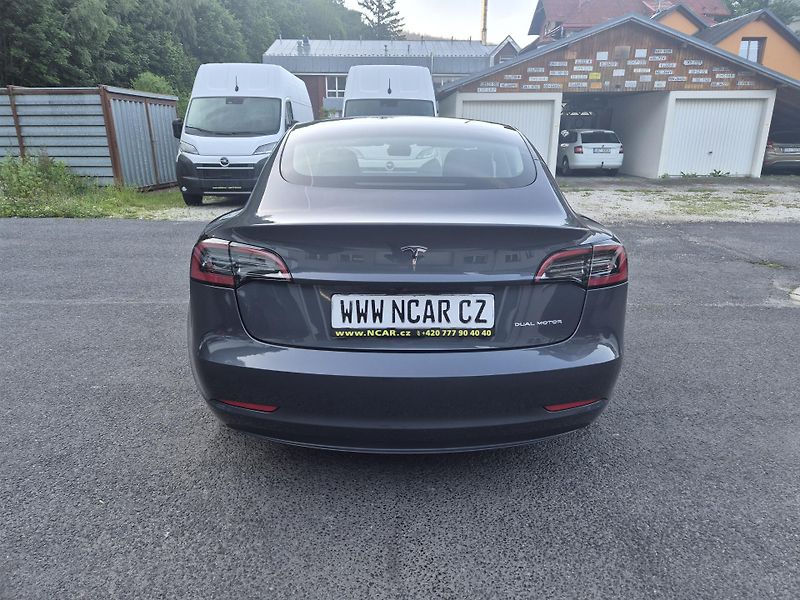 Tesla Model 3 LONG RANGE DUAL MOTOR SOH 94,5 - fotka 8 z 50