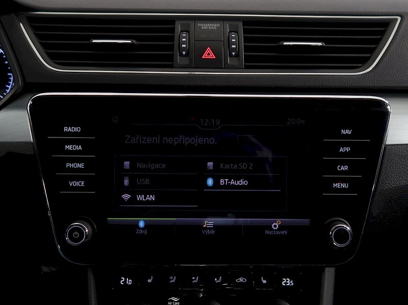 Škoda Superb (2019) AMBITION 2.0TDI 110KW DSG CANT - fotka 28 z 38