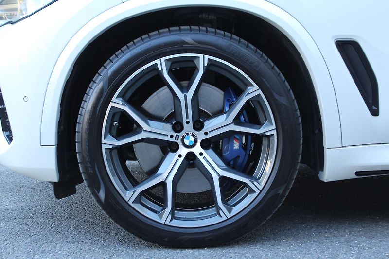 BMW X5 xDrive40i | ČR | - fotka 6 z 27