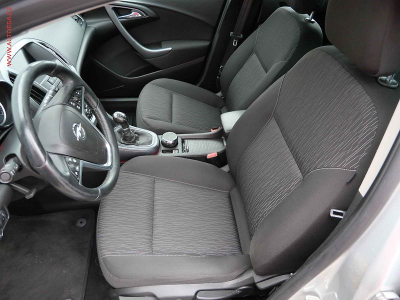 Opel Astra (2014) 1.4 T, AC, TZ, bixen - fotka 9 z 18