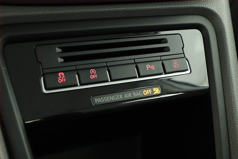 Seat Alhambra (2012) 1.4 TSI, 7 míst, Tempomat - fotka 12 z 18