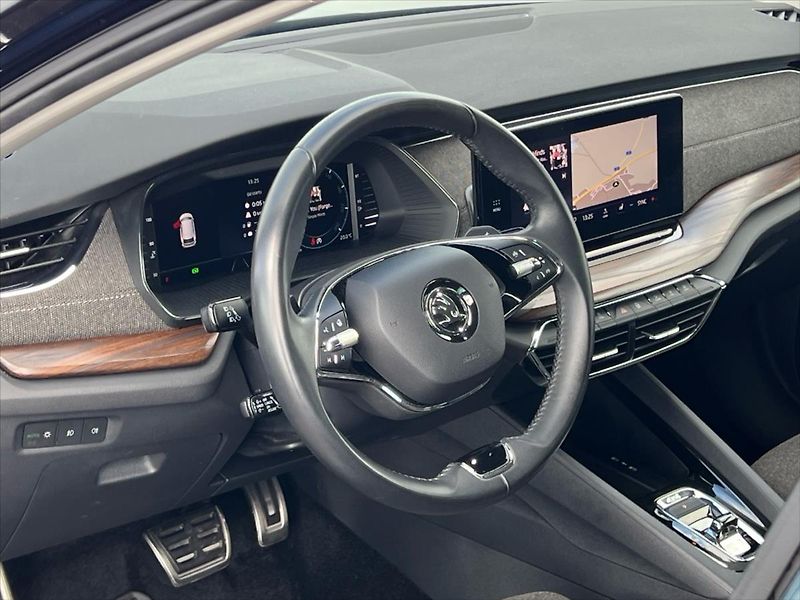 Škoda Octavia 2,0 TDi 110KW 7DSG 4x4  IV. SC - fotka 10 z 26