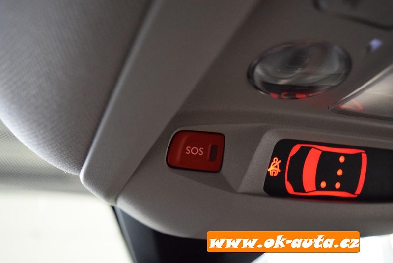 Citroën C5 Aircross HYBRID 225 ě-EAT8 165 kW-DPH - fotka 61 z 68