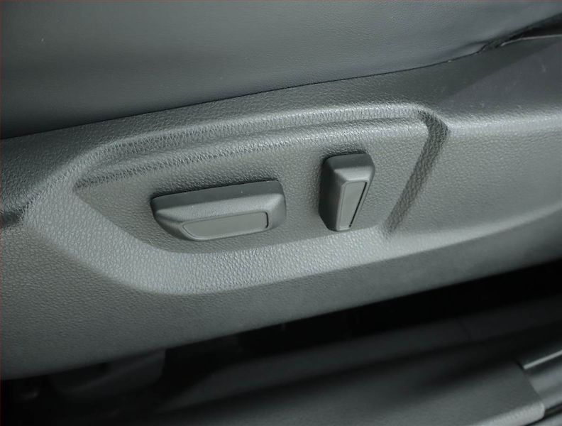 Mitsubishi Eclipse Cross (2021) Plug-in-Hybrid - fotka 17 z 20