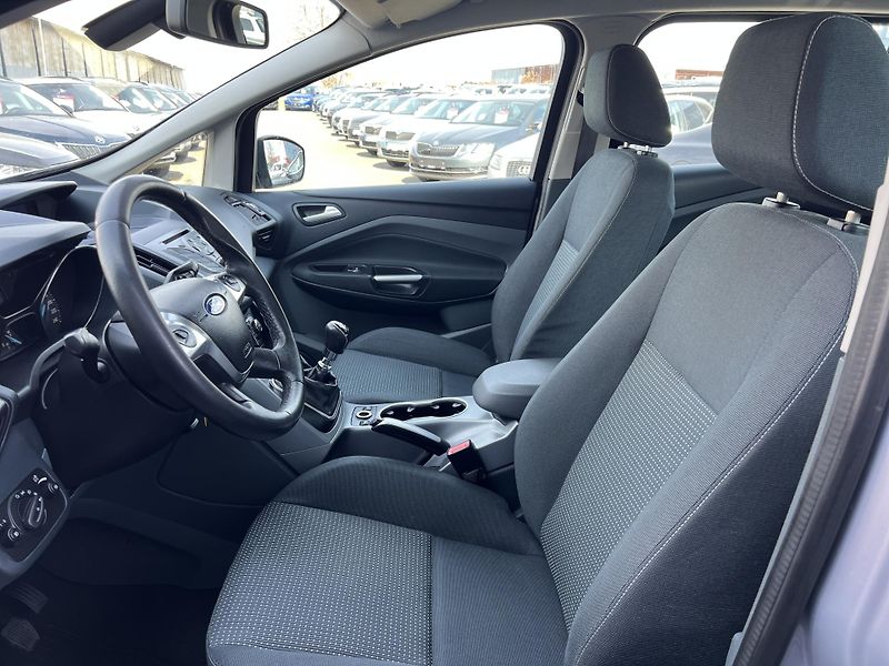 Ford Grand C-MAX 1.6HDi 7MÍST ČR odp.DPH - fotka 9 z 41