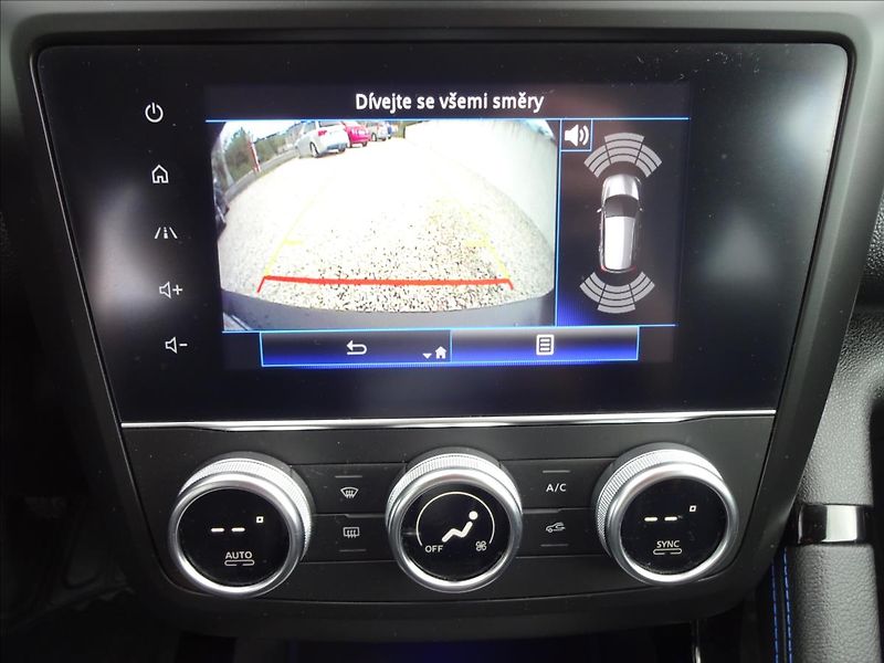 Renault Kadjar 1.3TCe 103kW LIMITED DELUXE - fotka 36 z 56