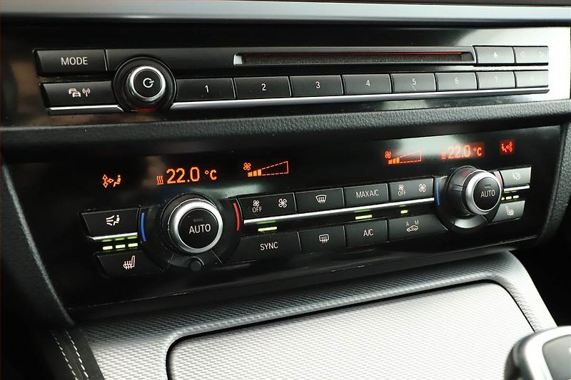 BMW Řada 5 (2017) M Sport 530d, Automat - fotka 17 z 20