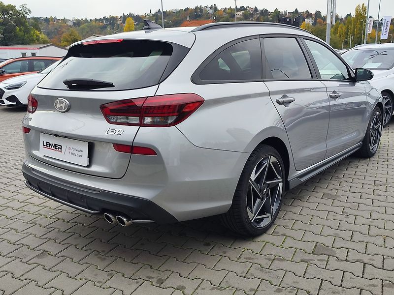 Hyundai i30 1.5 T-GDI/103kW N-Line DCT - fotka 5 z 35