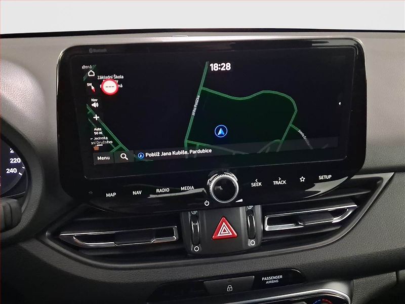 Hyundai i30 (2023) N-Line 1.0 T-GDI, Serv.kniha - fotka 13 z 21