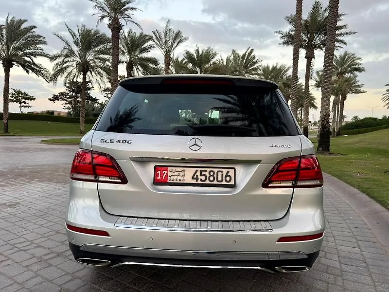 Mercedes-Benz GLE (2017) Silné SUV 4Matic s V6 - fotka 3 z 19