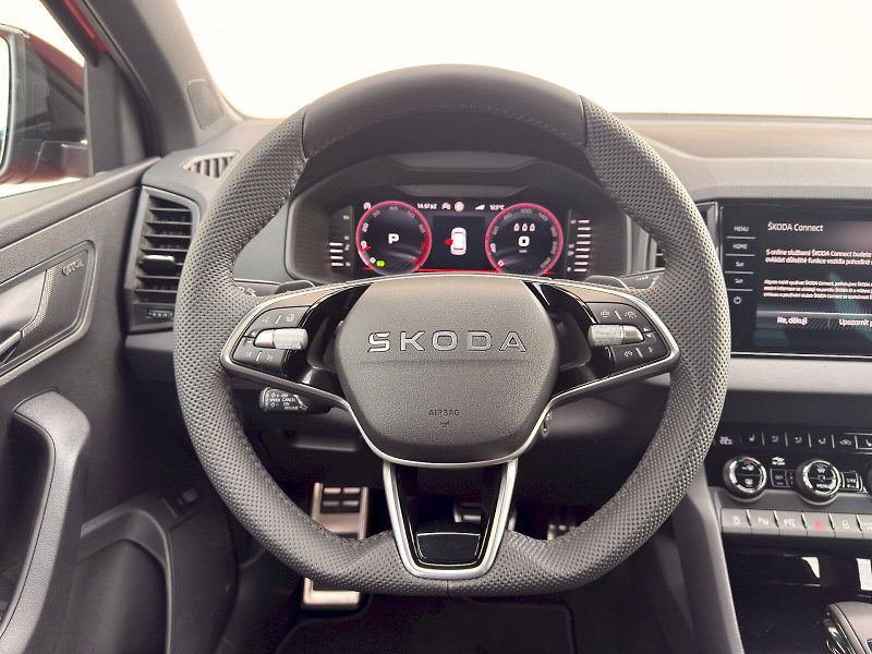 Škoda Karoq (2025) SPORTLINE TSI 1.5/110KW 7AP - fotka 25 z 42