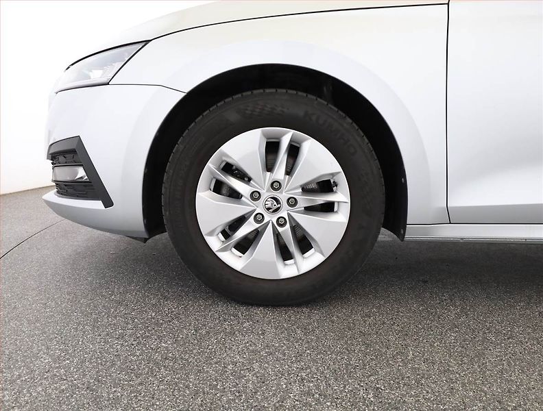 Škoda Octavia (2022) Ambition 2.0 TDI, ČR,1.maj - fotka 14 z 16
