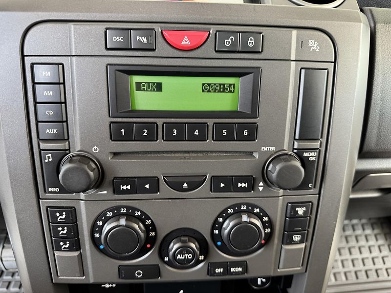 Land Rover Discovery 2,7TDV6*4x4*Xenon*Manuál*7MÍST - fotka 19 z 28