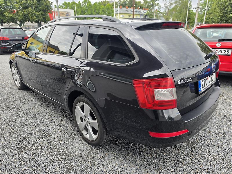 Škoda Octavia 2.0TDI DSG Tz - fotka 3 z 23