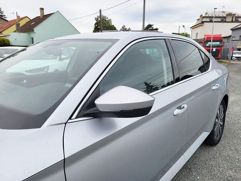 Škoda Superb III FL 2.0 TDi DSG STYLE+ *ČR - fotka 36 z 46