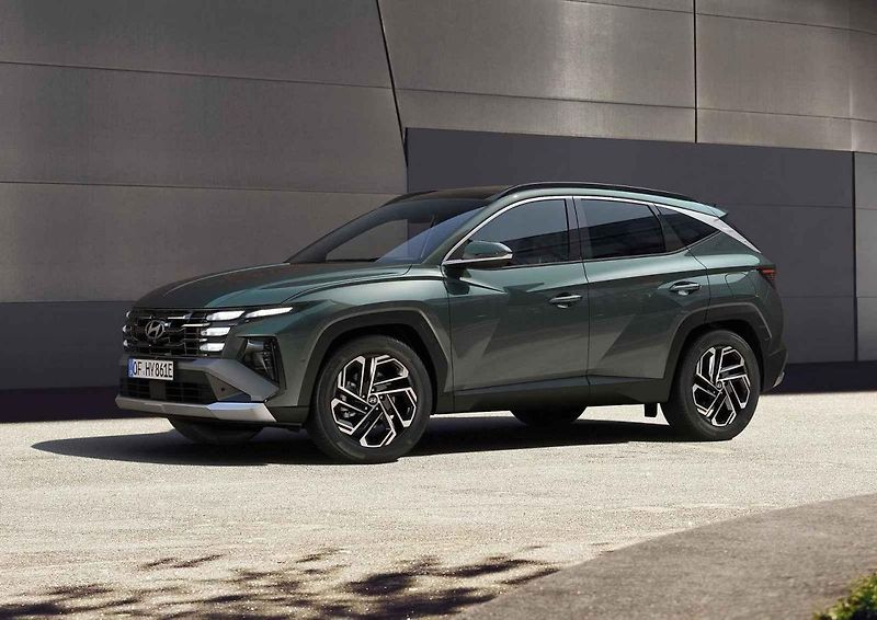 Toyota Corolla sedan s benzinovým motorem - sleva 188 000 Kč