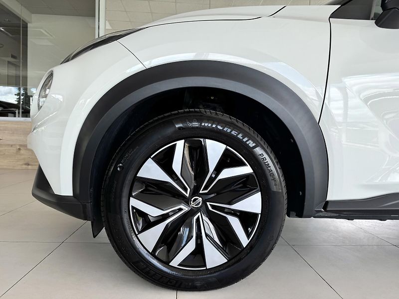 Nissan Juke 1,0DIG-T 114*Kamera*Navi*LED* - fotka 31 z 32