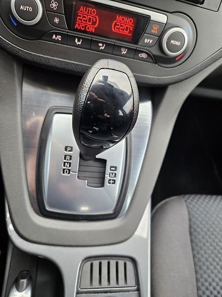 Ford C-MAX (2008) 2L 100KW AUTOMAT, S - fotka 17 z 27