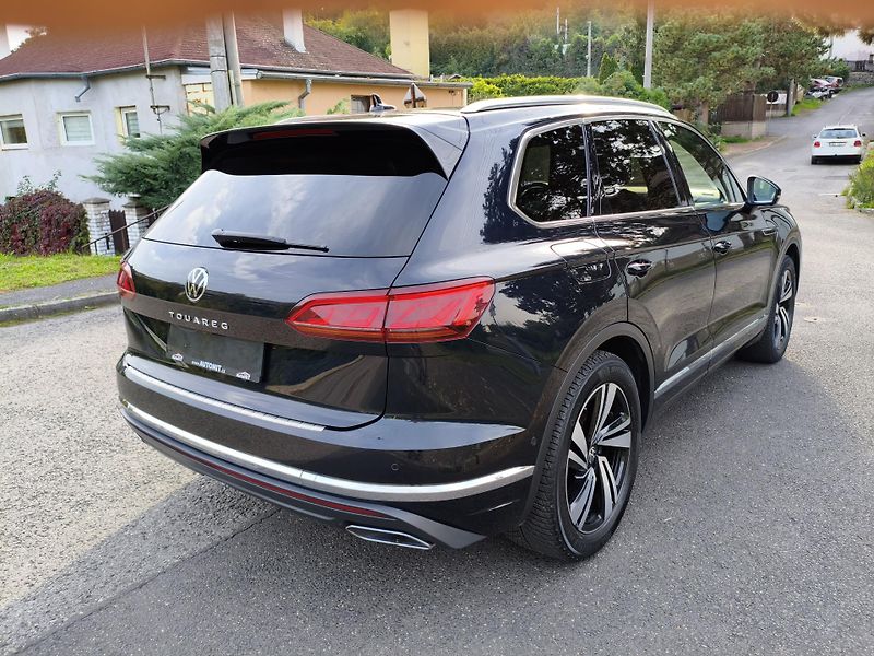 Volkswagen Touareg (2022) 3,0 TDI Elegance 210 KW - fotka 6 z 40