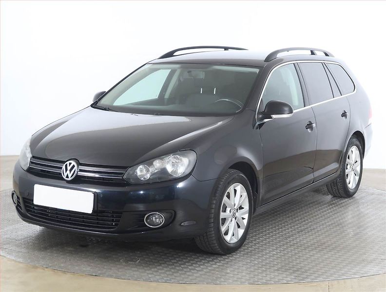 Volkswagen Golf (2012) 1.6 TDI, Serv.kniha, Tempomat - fotka 2 z 15