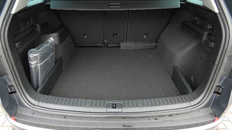 Škoda Kodiaq 2,0 TSI DSG 4x4 STYLE - fotka 21 z 26