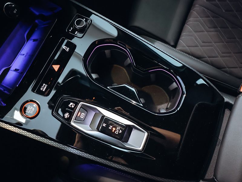 Audi S5 Sedan quattro 3.0TFSI - fotka 13 z 28