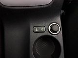 Škoda Octavia (2009) Ambiente 1.9 TDI DPF, Tempomat - náhled 18