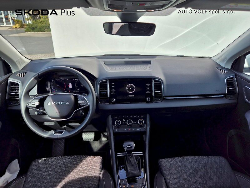 Škoda Karoq (2025) Top Selection 1.5TSi 110kW 7°D - fotka 5 z 32