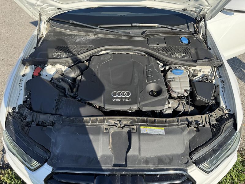 Audi A6 3.0 TDI 235 kW Quattro Nez.Top - fotka 36 z 36