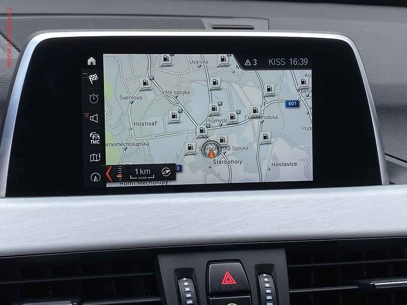 BMW X1 (2017) 2.0d xDrive20d, Sport Line - fotka 16 z 18