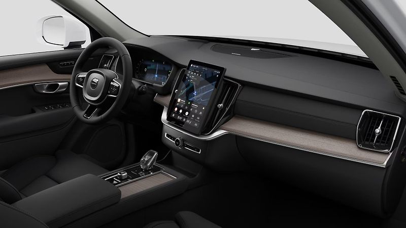Volvo XC90 (2026) T8 AWD RECHARGE BRIGHT PLUS 7m - fotka 3 z 11