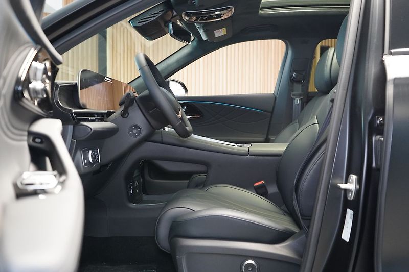 Omoda Ostatní 1.5 T-GDI 3DHT AWD PREMIUM - fotka 15 z 52