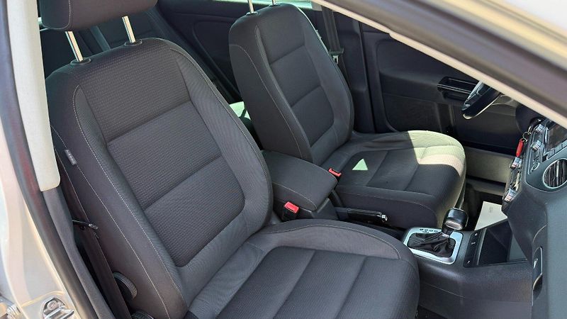 Volkswagen Golf Plus (2010) 1.4TSi 90kW REZERVOVANO - fotka 16 z 23