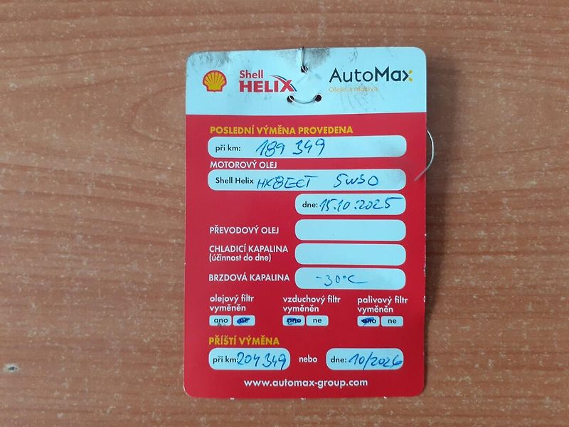 Volkswagen Touran (2007) Cross 2.0 TDi - fotka 27 z 32