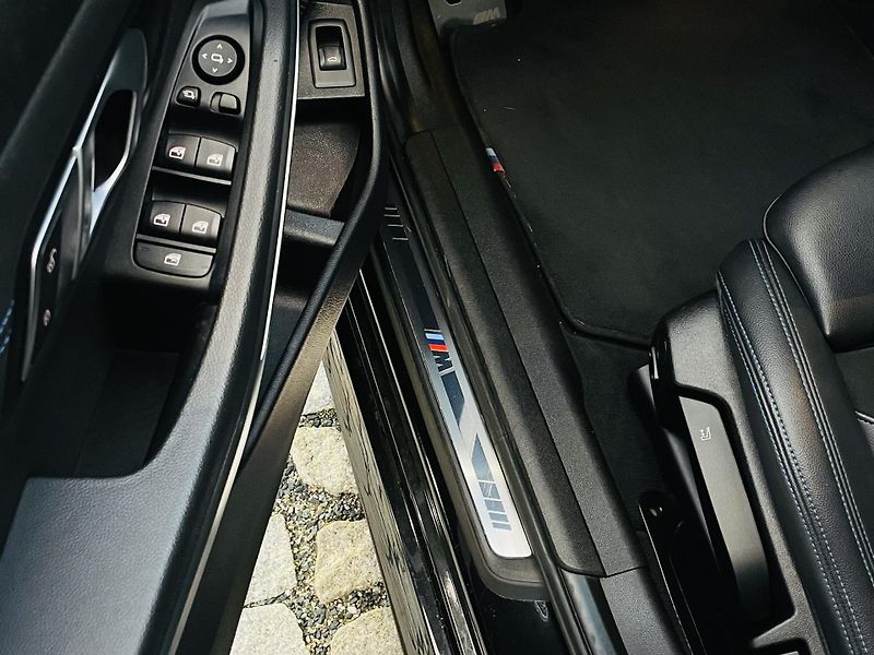 BMW Řada 3 320d XDRIVE M-PAKET VÝHŘEV - fotka 38 z 59
