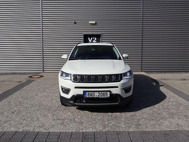 Jeep Compass (2020) - fotka 2 z 52