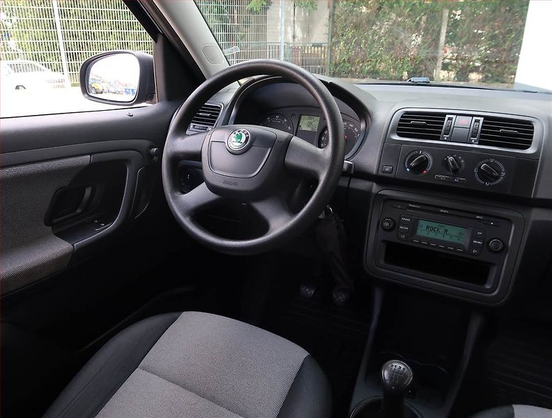 Škoda Roomster (2012) Ambition 1.2 12V, Serv.kniha - fotka 7 z 15