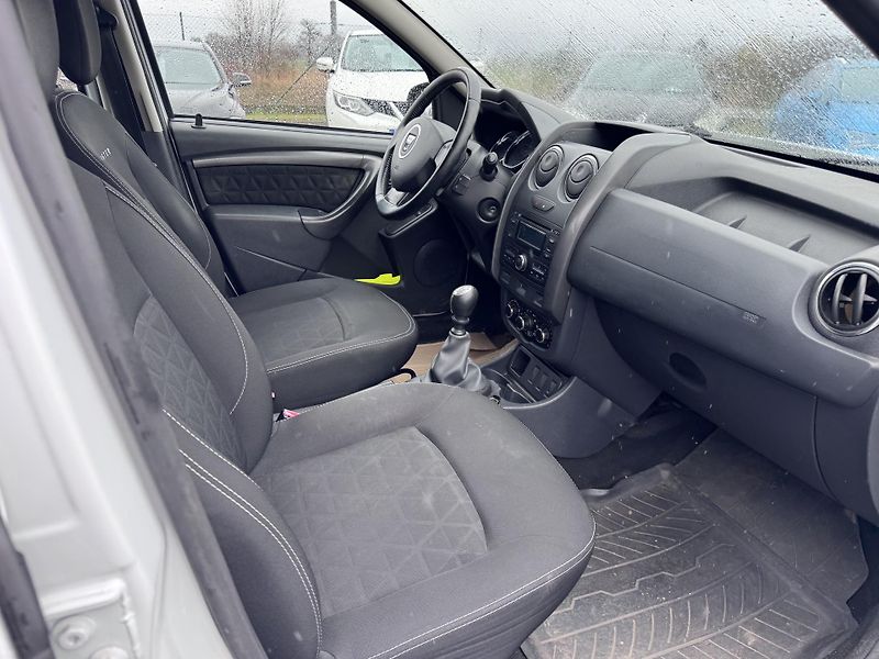 Dacia Duster 1.5 DCi, 80 kW, 128 tis km - fotka 16 z 16