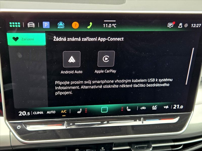 Volkswagen Golf 1,5 eTSi 110kW DSG Tov.záruka - fotka 17 z 23