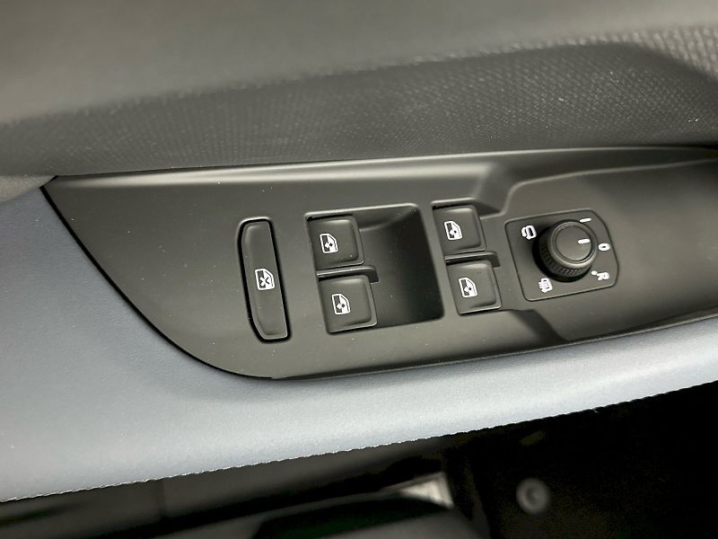Cupra Terramar (2026) VZ 2.0 TSI 195kW 4x4 DSG - fotka 29 z 34