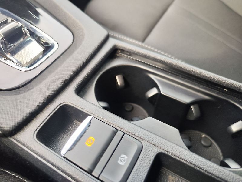 Škoda Octavia 1.5 TSI/110kW e-TEC Style DSG - fotka 28 z 37