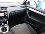 Škoda Octavia (2014) 1.6 TDI, Navi, Tempomat - náhled 8