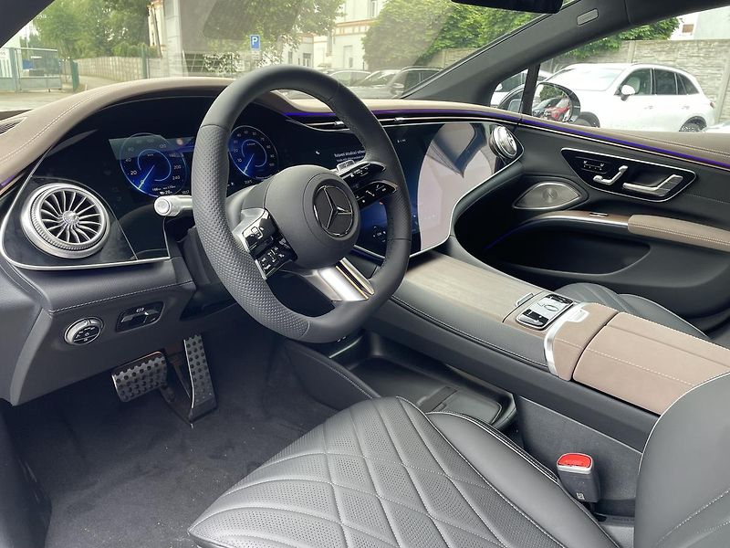 Mercedes-Benz EQS (2024) 450 4MATIC Electric Art - fotka 17 z 31