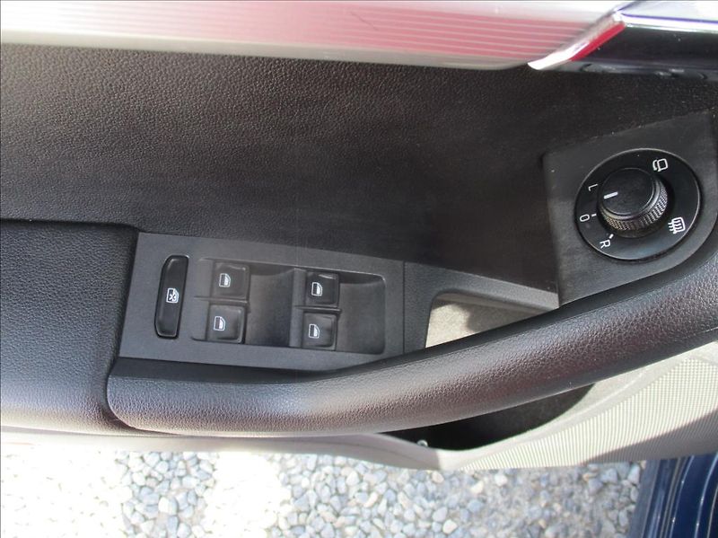 Škoda Octavia 1,6 TDI, Eleg, ZAMLUVENA - fotka 22 z 32