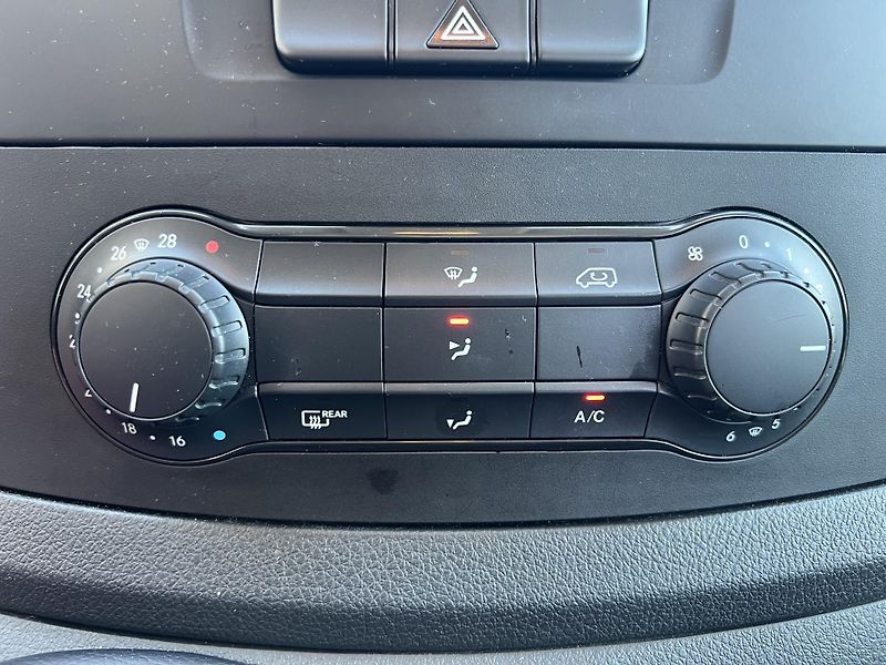 Mercedes-Benz Vito (2015) 111CDI L TOURER PRO - fotka 15 z 27
