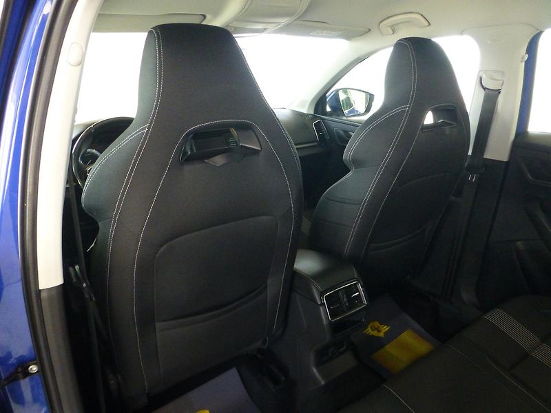 Škoda Karoq (2018) 1,6TDI*PARK.S**ALU***VYHŘ.SED. - fotka 16 z 26