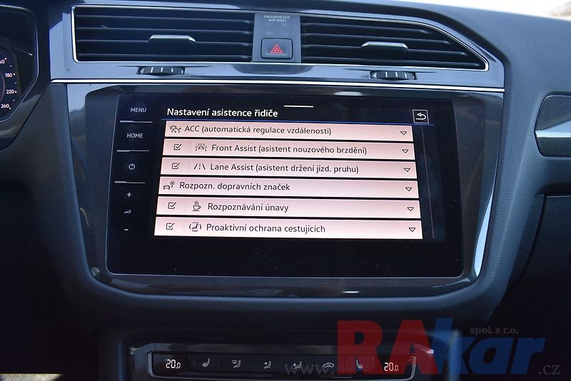 Volkswagen Tiguan Allspace (2021) Highline 2,0 TSI 4Motion,7míst - fotka 28 z 40