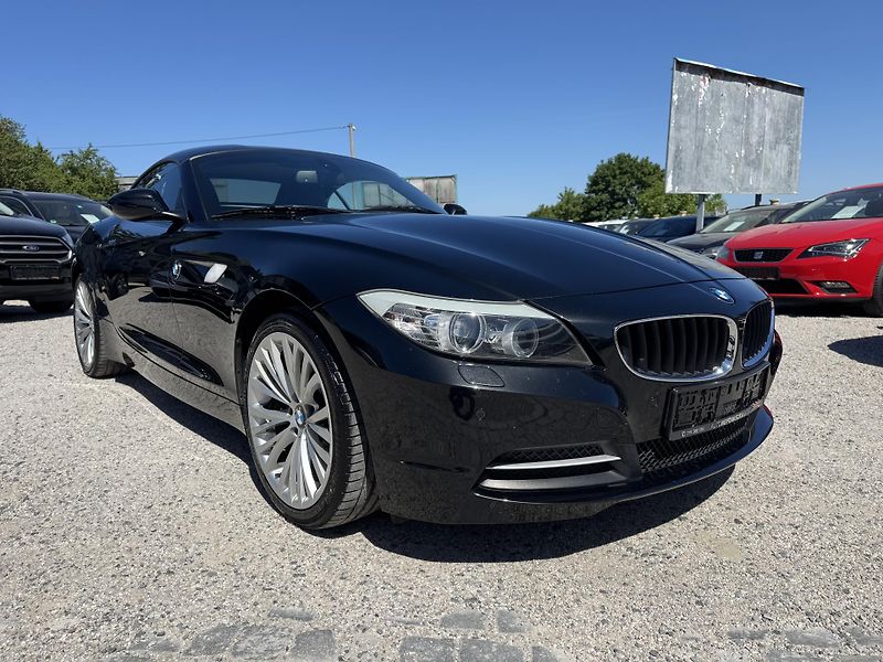 BMW Z4 (2009) 3.0i 190kw Kabrio REZERVACE - fotka 17 z 28