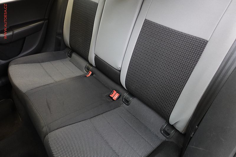 Škoda Octavia (2014) 1.6 TDi 4x4, 2.maj, AC, tempo - fotka 10 z 24