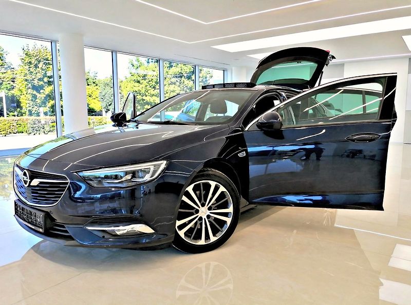 Opel Insignia (2020) 1.6 CDTi Innovation Head-Up - fotka 1 z 33